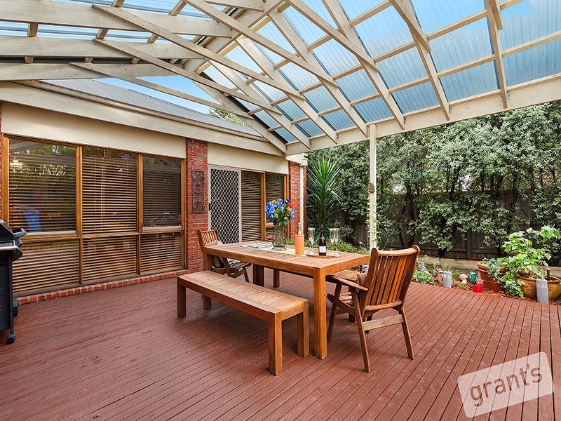 33 Silkwood Avenue, Berwick VIC 3806