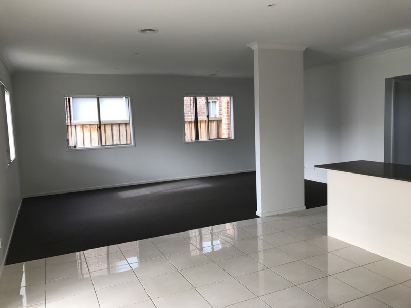 27 Frankland Street, Clyde North VIC 3978