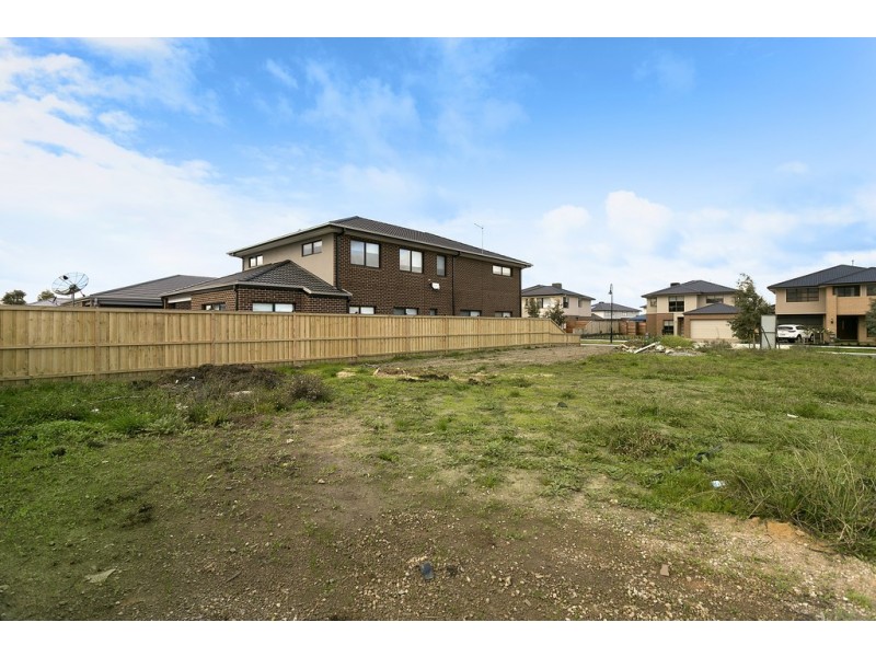 31 Lemongrove Way, Berwick VIC 3806