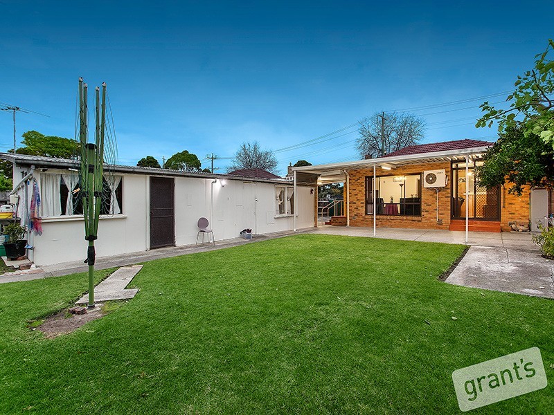 35 Inverness Street, Clarinda VIC 3169