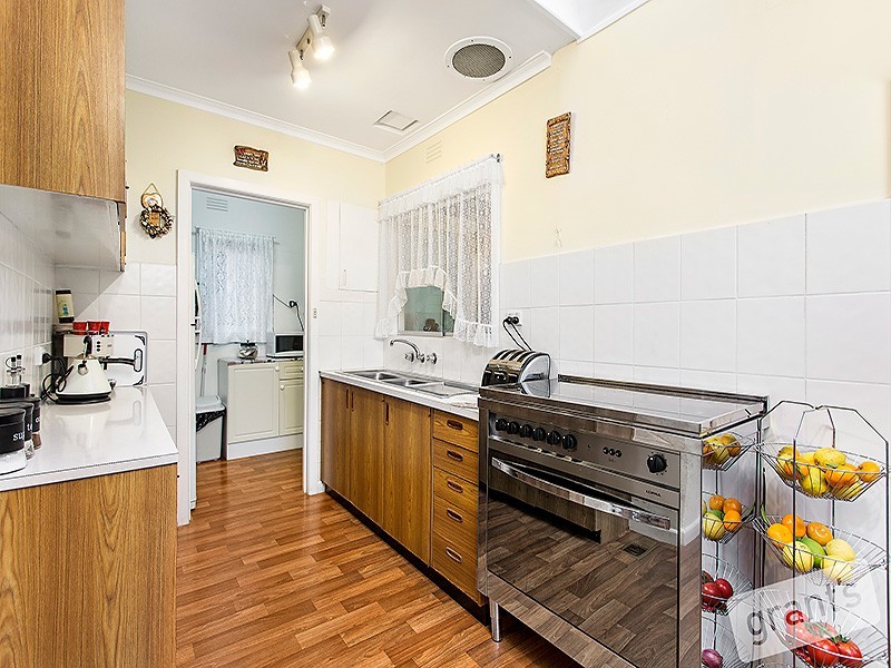 35 Inverness Street, Clarinda VIC 3169