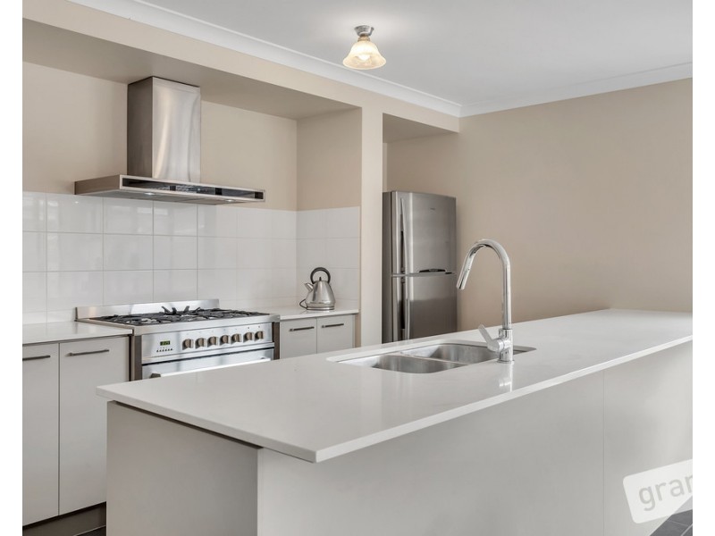 126 Primrose Avenue, Officer VIC 3809