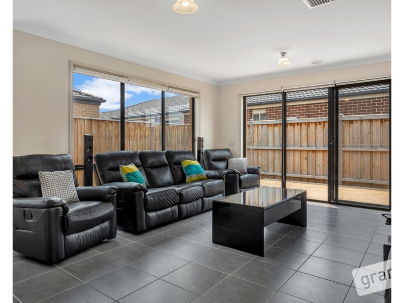 126 Primrose Avenue, Officer VIC 3809