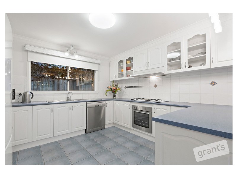 29 Marlesford Crescent, Berwick VIC 3806