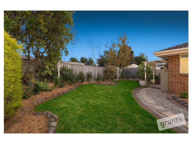 29 Marlesford Crescent, Berwick VIC 3806