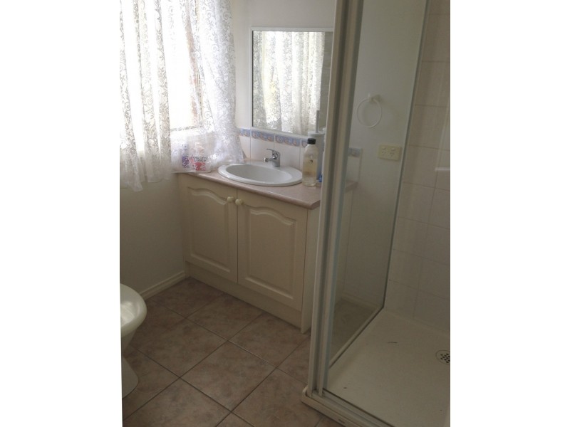 2 Glenisla Way, Berwick VIC 3806