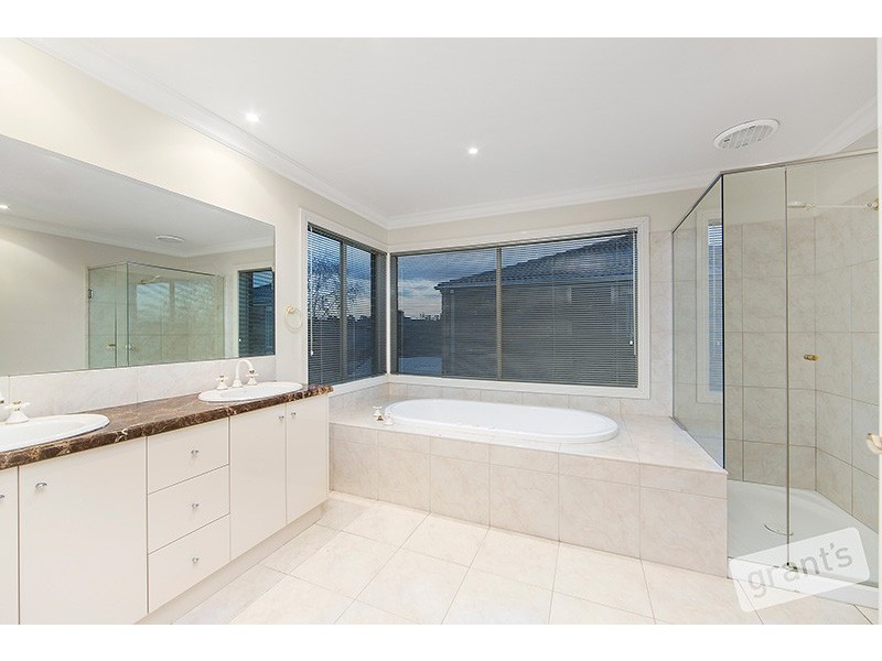 67 Ward Road, Berwick VIC 3806