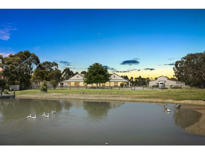 411 Coolart Road, Somerville VIC 3912