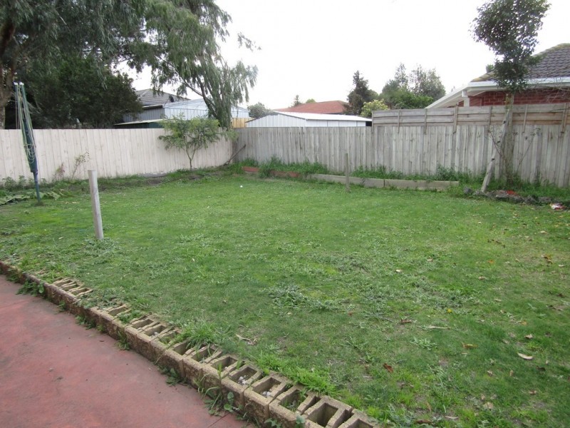 11 Nimbus Court, Hampton Park VIC 3976