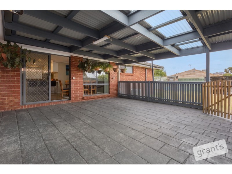 28 Ellenvale Drive, Narre Warren VIC 3805