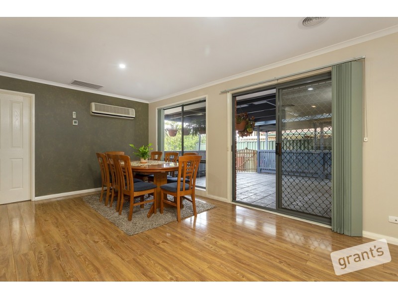28 Ellenvale Drive, Narre Warren VIC 3805
