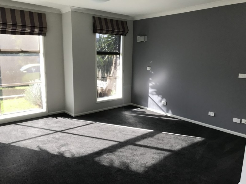 11 Avoca Place, Pakenham VIC 3810