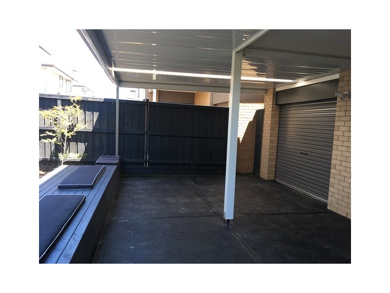 10 Nolan Crescent, Officer VIC 3809