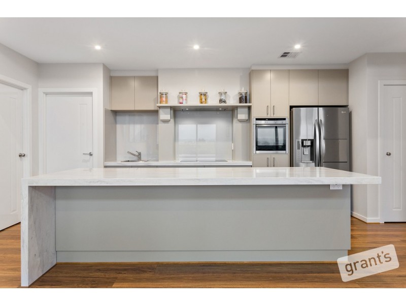 24 Eagle Rise, Nyora VIC 3987