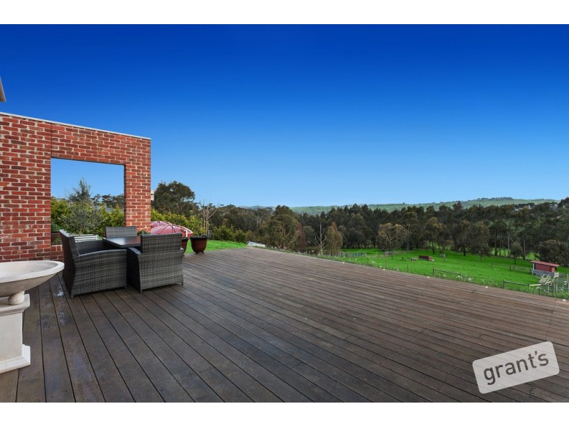 24 Eagle Rise, Nyora VIC 3987