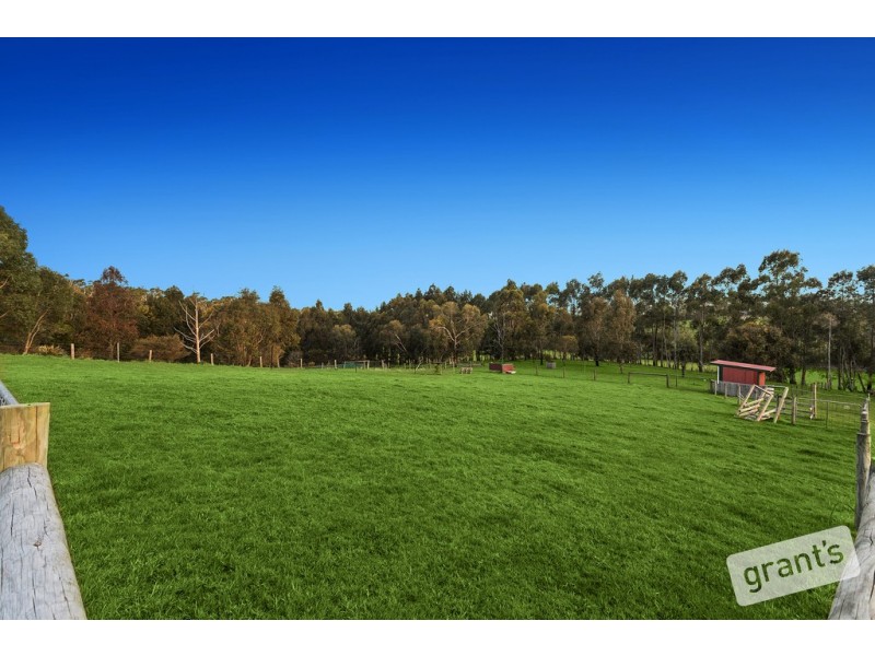 24 Eagle Rise, Nyora VIC 3987