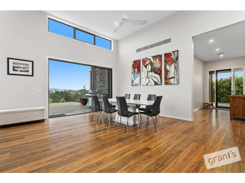 24 Eagle Rise, Nyora VIC 3987