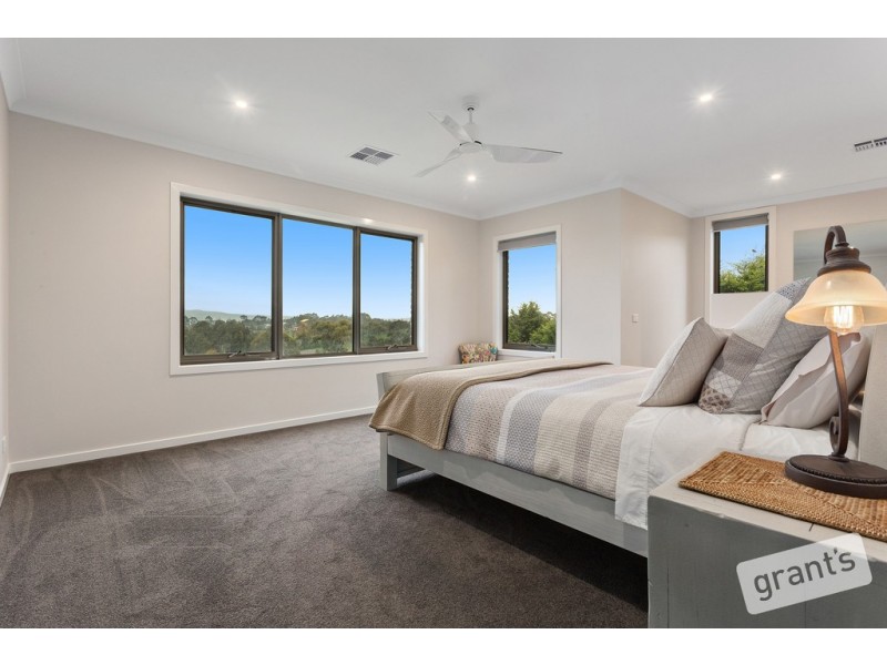 24 Eagle Rise, Nyora VIC 3987