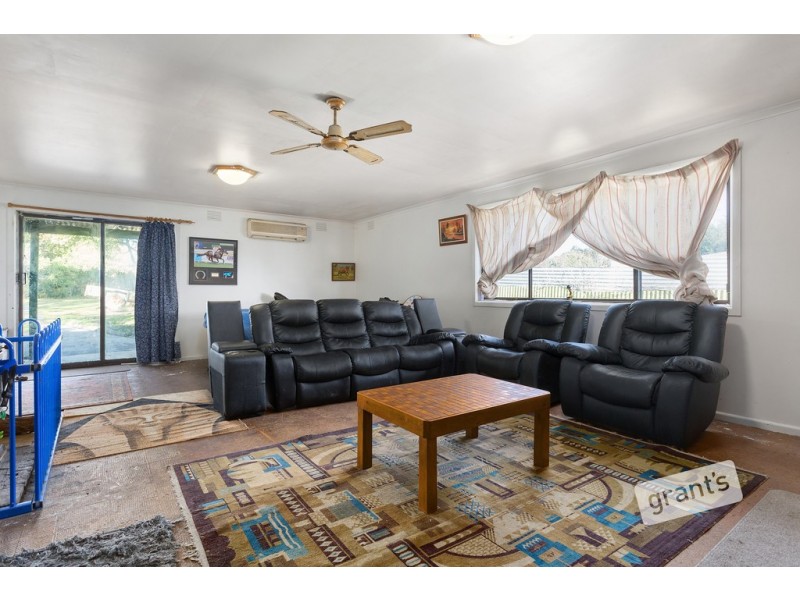 9 Mitchell Street, Nyora VIC 3987