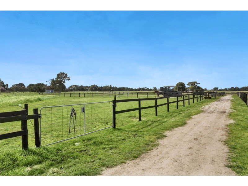 710 Muddy Gates Lane, Tooradin VIC 3980