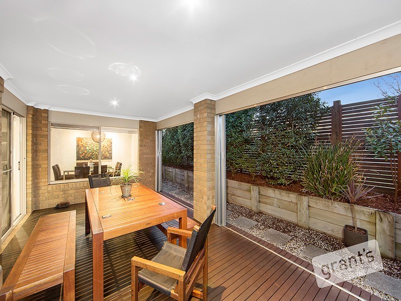 3 Azure Place, Narre Warren South VIC 3805