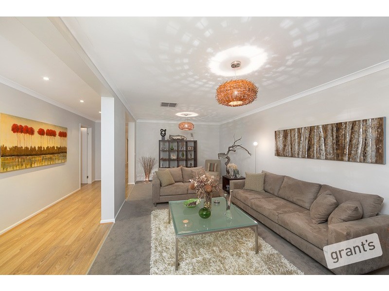 3 Azure Place, Narre Warren South VIC 3805