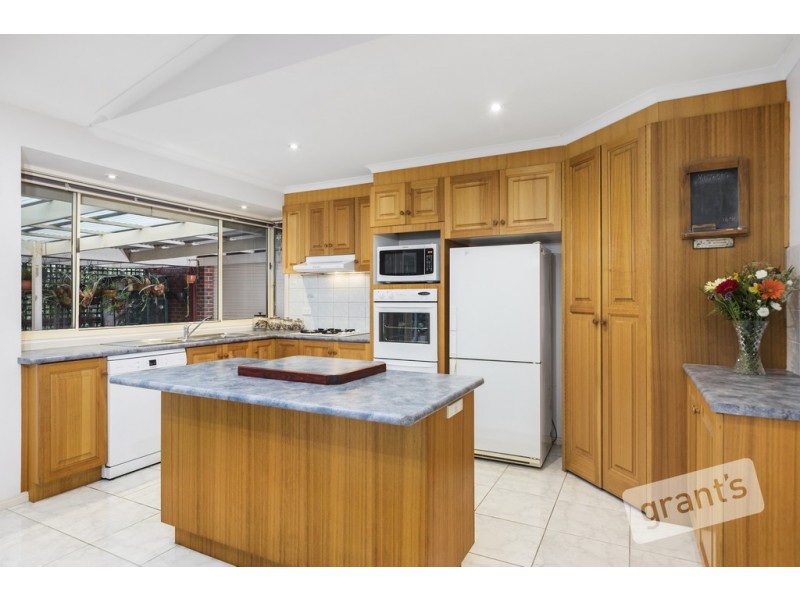 40-42 Langbourne Drive, Narre Warren South VIC 3805