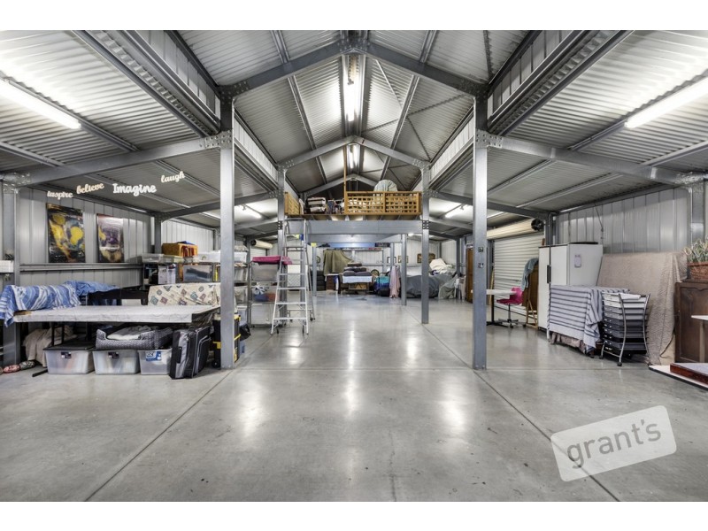 40-42 Langbourne Drive, Narre Warren South VIC 3805