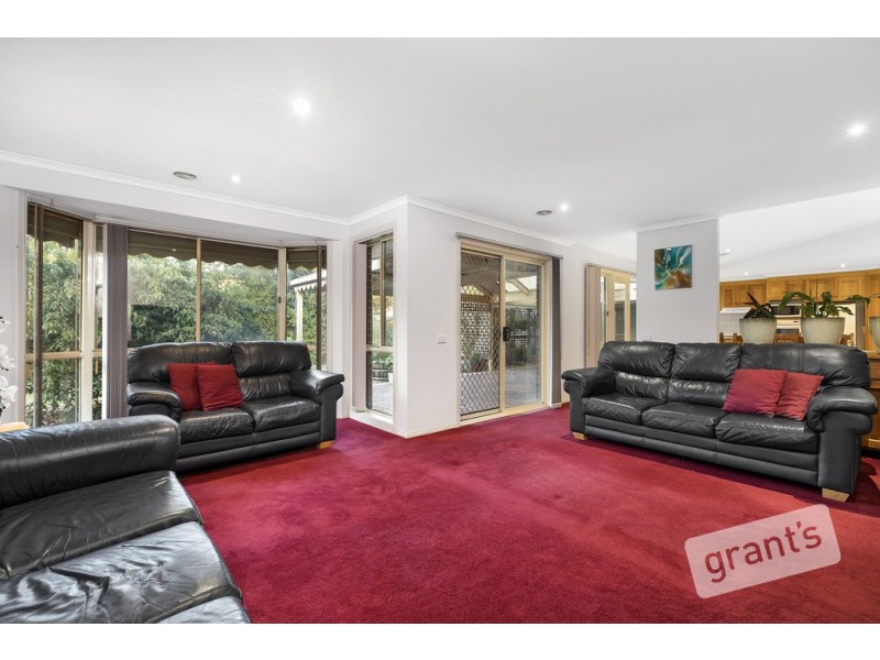 40-42 Langbourne Drive, Narre Warren South VIC 3805