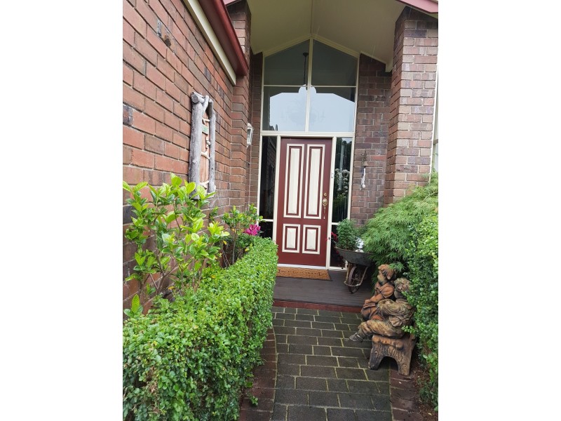 18 Avendon Court, Narre Warren South VIC 3805