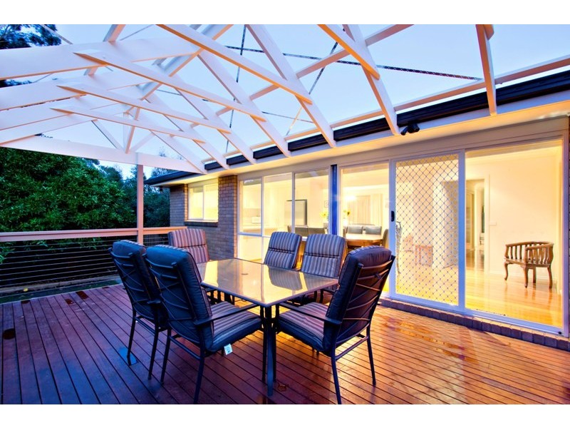 12 Shute Avenue, Berwick VIC 3806