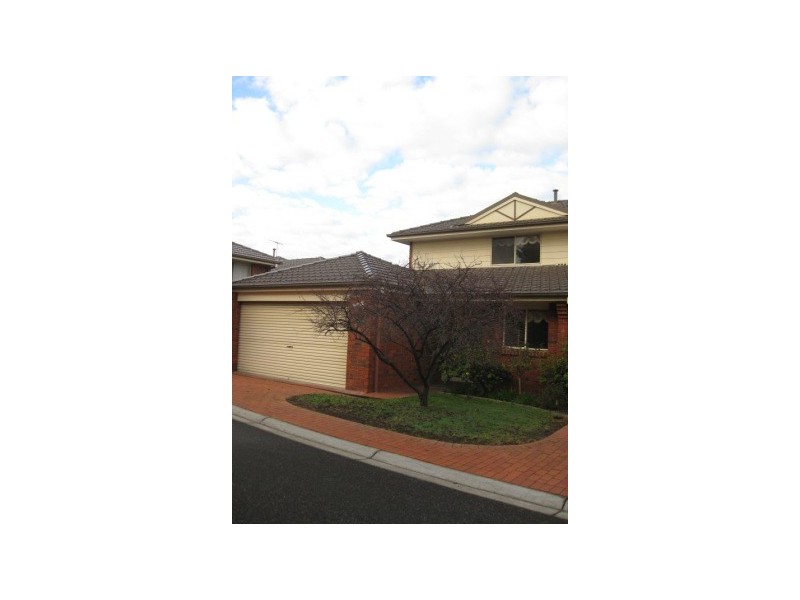 29/5-17 William Road, Berwick VIC 3806