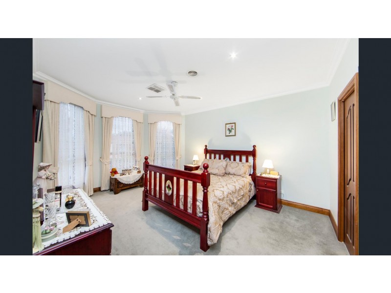 4 Apsley Terrace, Berwick VIC 3806