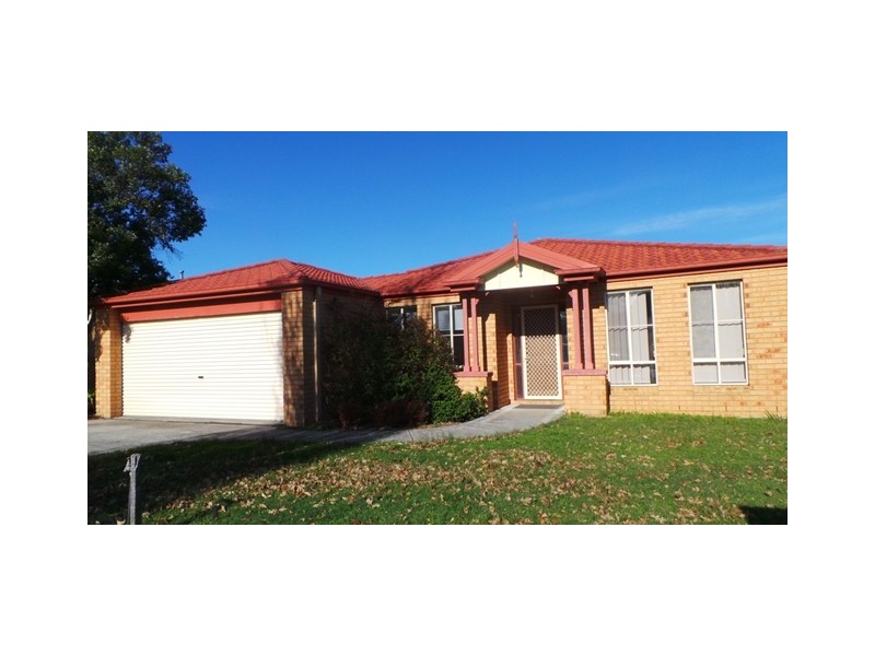 55 Streeton Way, Berwick VIC 3806