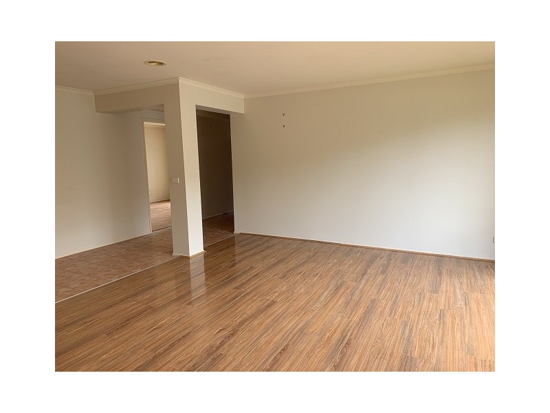 55 Streeton Way, Berwick VIC 3806