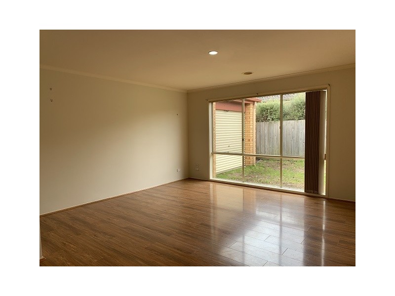 55 Streeton Way, Berwick VIC 3806