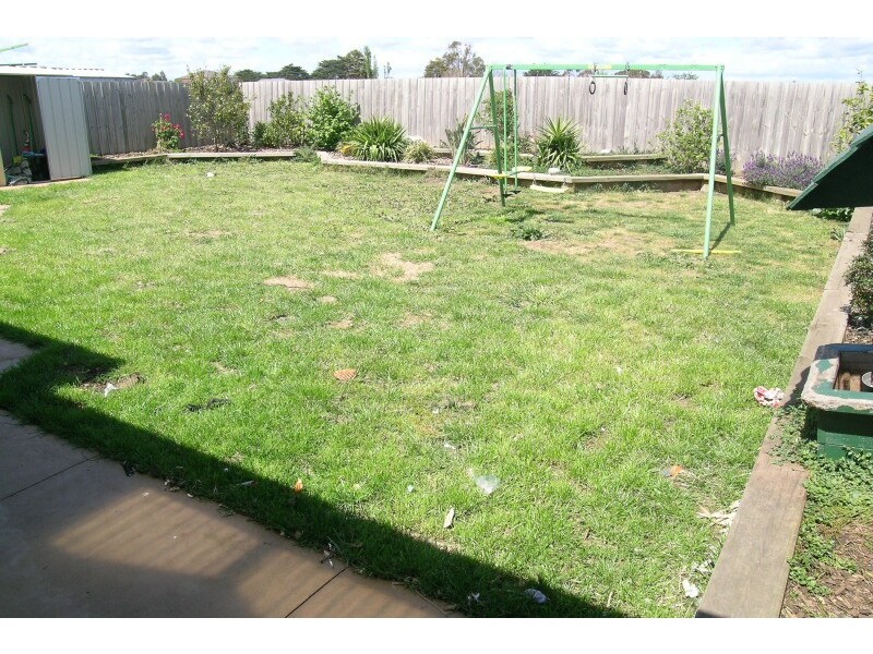 21 Shaftsbury Avenue, Berwick VIC 3806