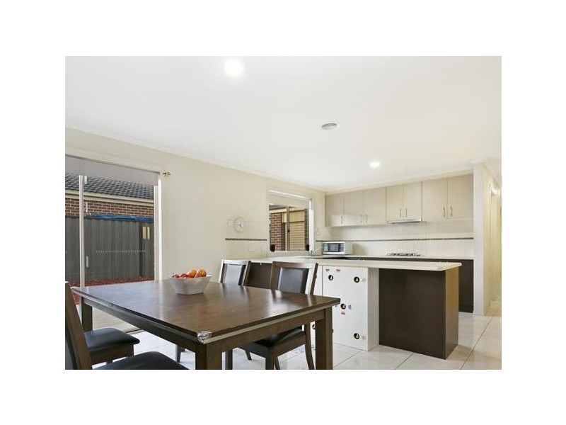 3 Sienna Way, Pakenham VIC 3810