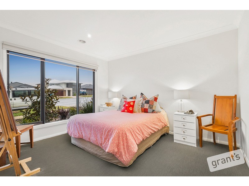 29 Macumba Drive, Clyde North VIC 3978