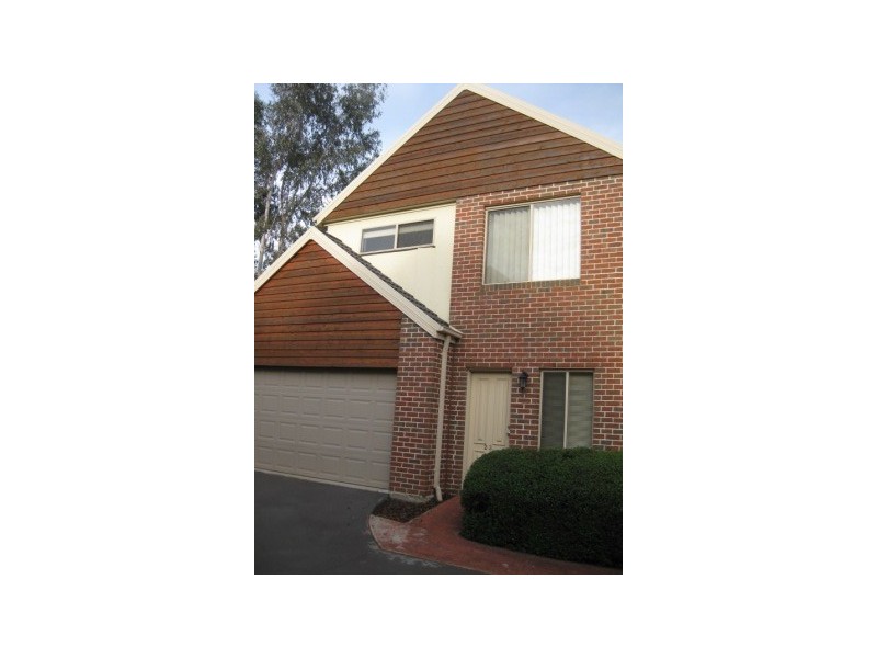 23/2-6 Jerilderie Dve, Berwick VIC 3806