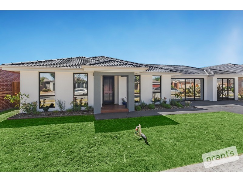 3 Olivia Court, Pakenham VIC 3810