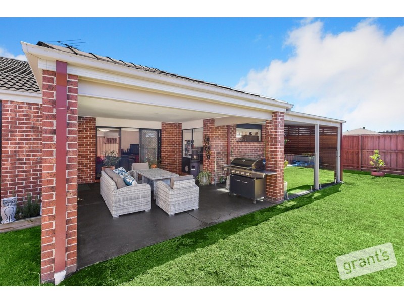3 Olivia Court, Pakenham VIC 3810