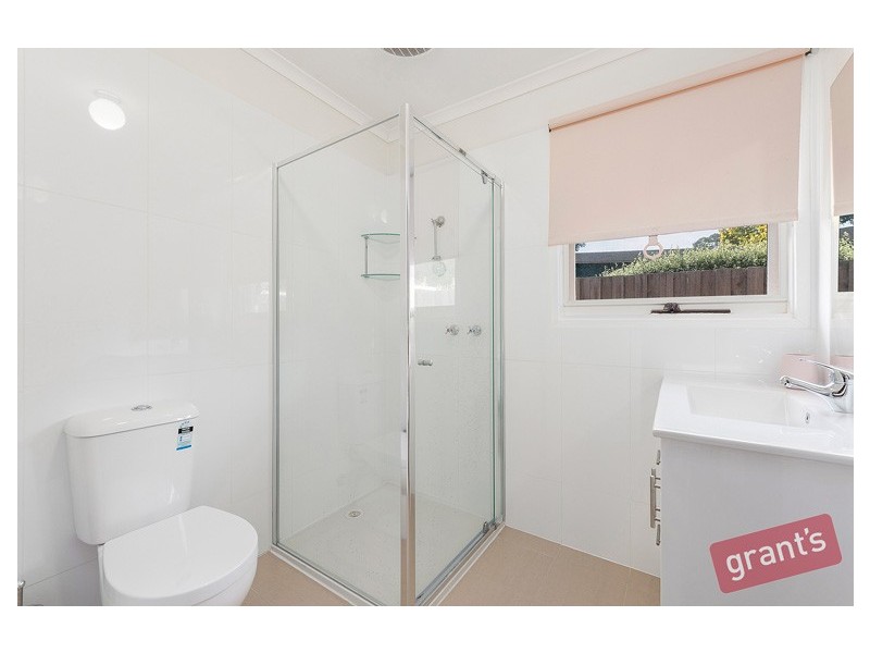 100 Fountain Drive, Narre Warren VIC 3805