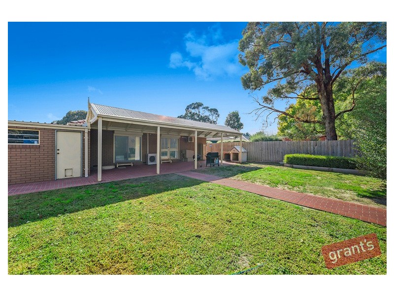 100 Fountain Drive, Narre Warren VIC 3805