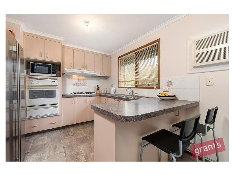 6 Durham Court, Narre Warren VIC 3805