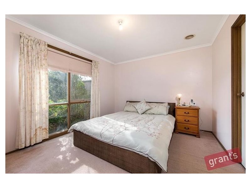 6 Durham Court, Narre Warren VIC 3805