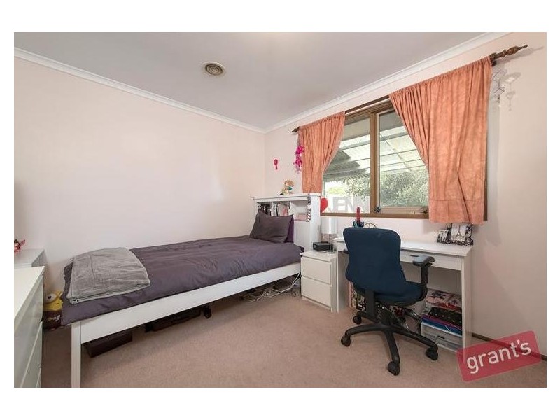 6 Durham Court, Narre Warren VIC 3805