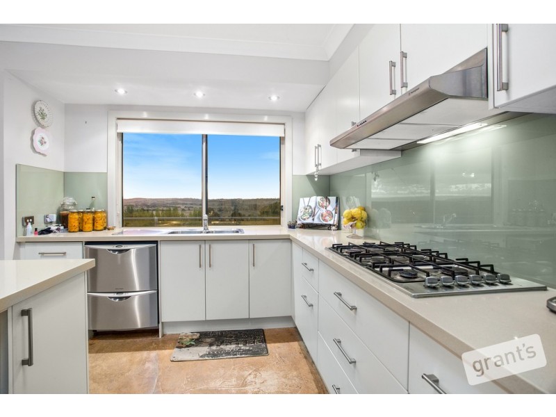 31 Collins Road, Loch VIC 3945