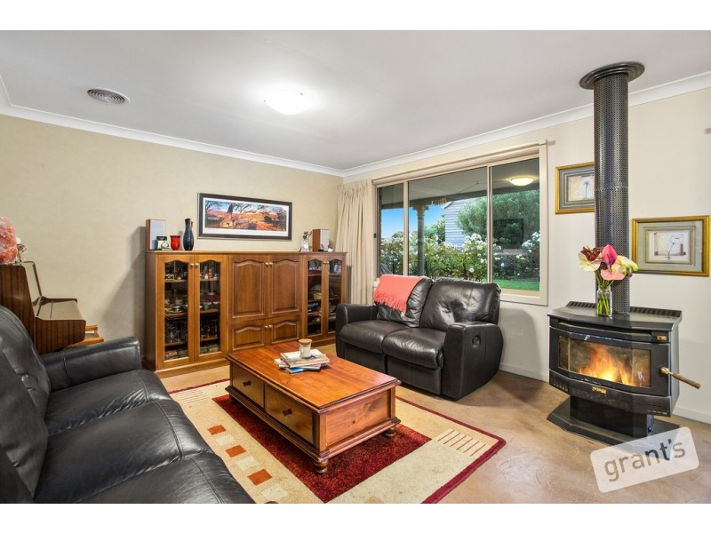 31 Collins Road, Loch VIC 3945