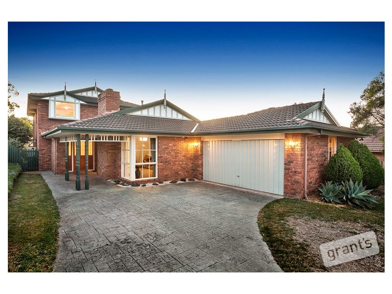 6 Werona Court, Berwick VIC 3806
